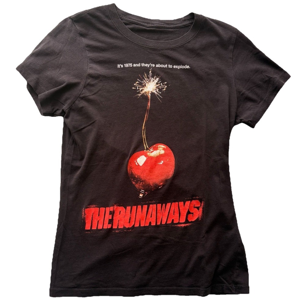The Runaways 2010 Movie Promo T-Shirt | Women's M | Cherry Bomb Graphic